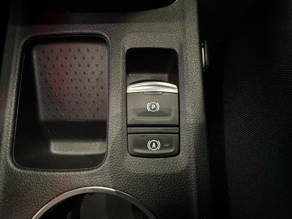 Renault Captur 1,6 E-Tech Intens 5d