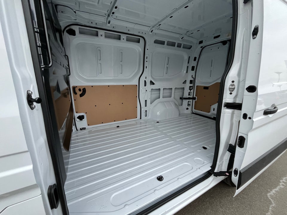 Nissan Interstar 2,0 dCi 170 L2H2 Tekna aut. Van