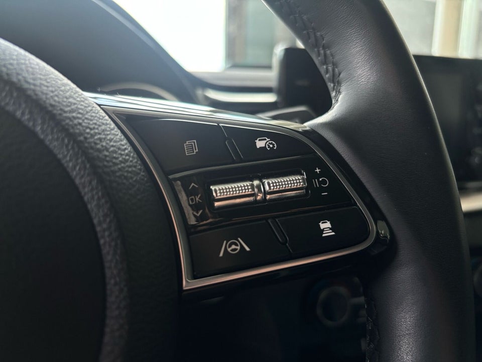 Kia XCeed 1,6 PHEV Upgrade DCT 5d