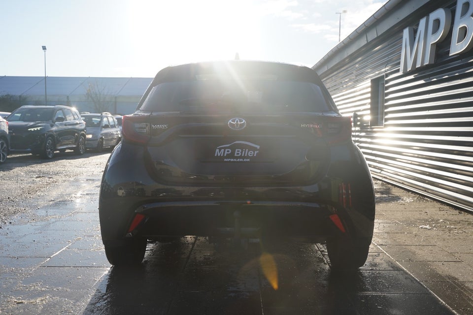Toyota Yaris 1,5 Hybrid H4 e-CVT 5d