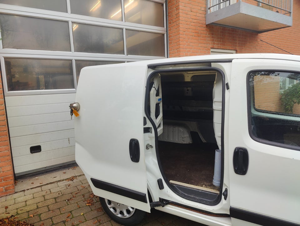 Fiat Fiorino 1,3 MJT 75 Basic Van 5d