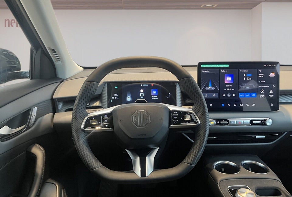 MG MGS5 64 Luxury 5d