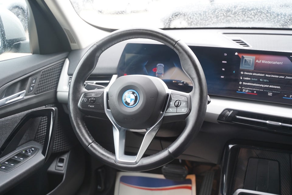 BMW iX1 xDrive30 5d
