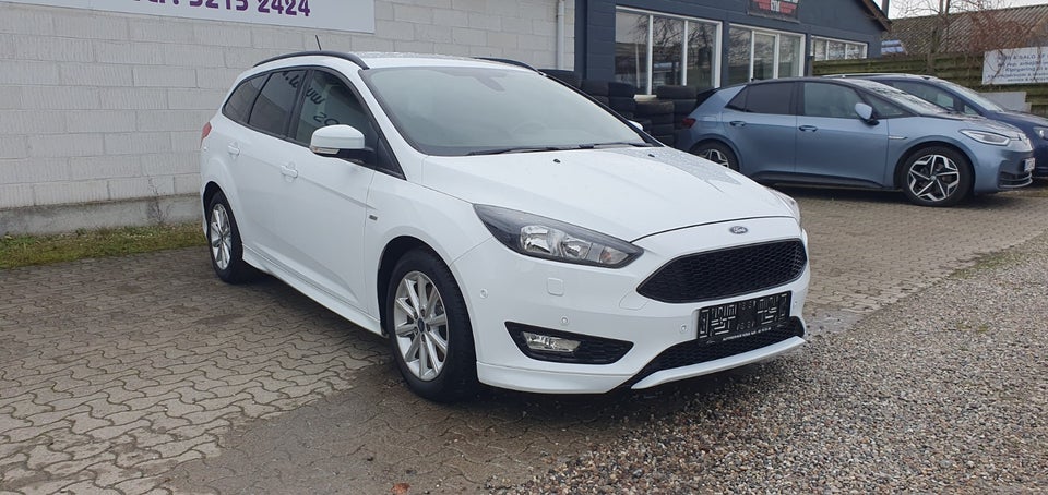 Ford Focus 1,5 SCTi 150 ST-Line stc. 5d