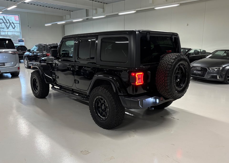 Jeep Wrangler Unlimited 2,0 T Sahara aut. 4x4 5d