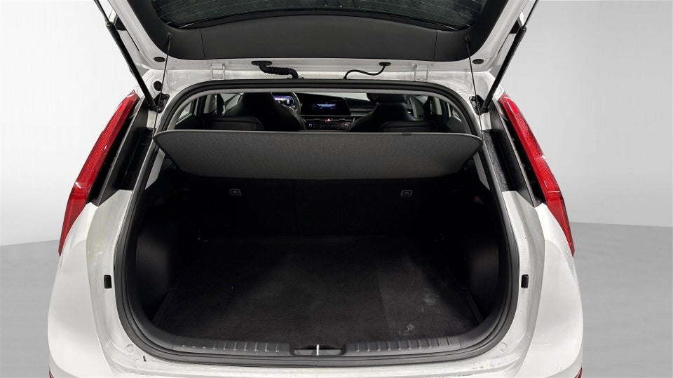 Kia Niro 64 EV Prestige 5d