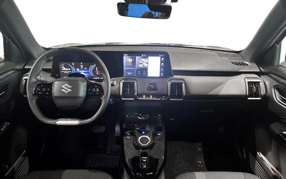 Suzuki eVitara 61 Active 5d