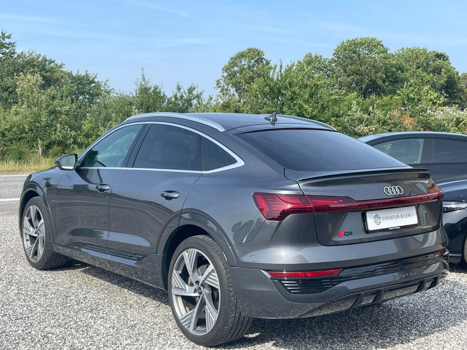 Audi Q8 e-tron 50 S-line Sportback quattro 5d