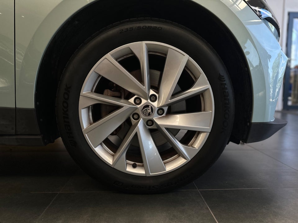 Skoda Enyaq 80 iV Suite 5d