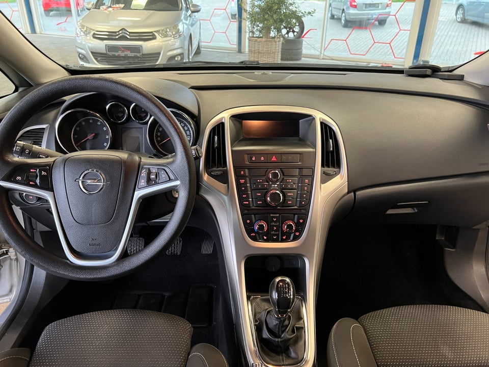 Opel Astra 1,4 T 140 Sport Sports Tourer 5d