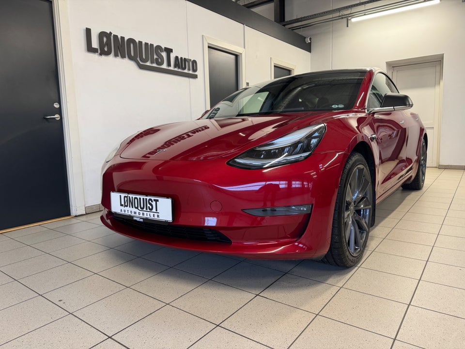 Tesla Model 3 Long Range AWD 4d