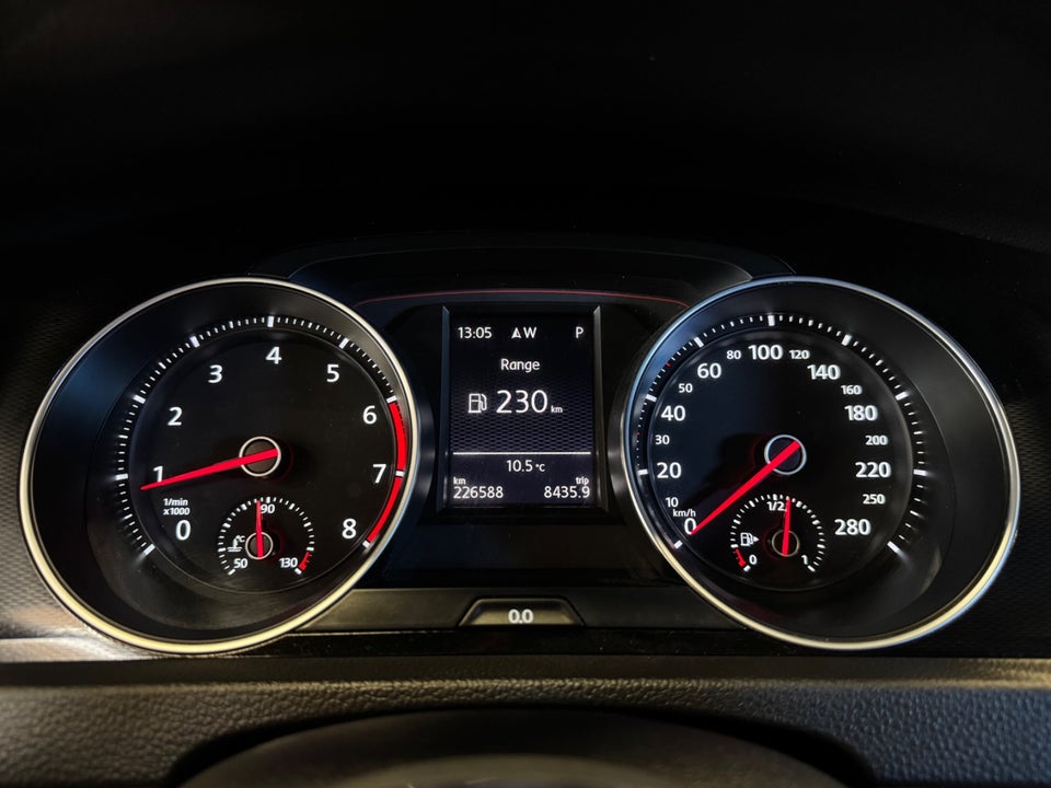 VW Golf VII 2,0 GTi Performance DSG BMT 5d