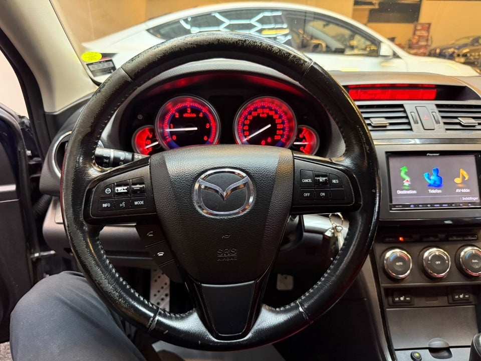 Mazda 6 2,2 DE 129 Premium stc. 5d