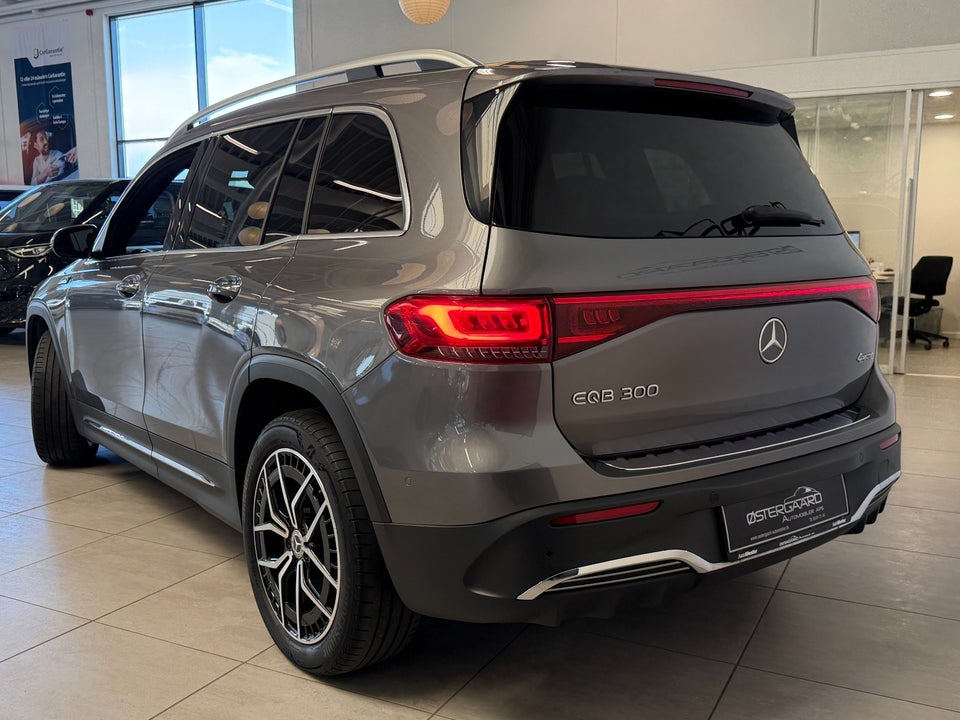 Mercedes EQB300 AMG Line 4Matic 7prs 5d