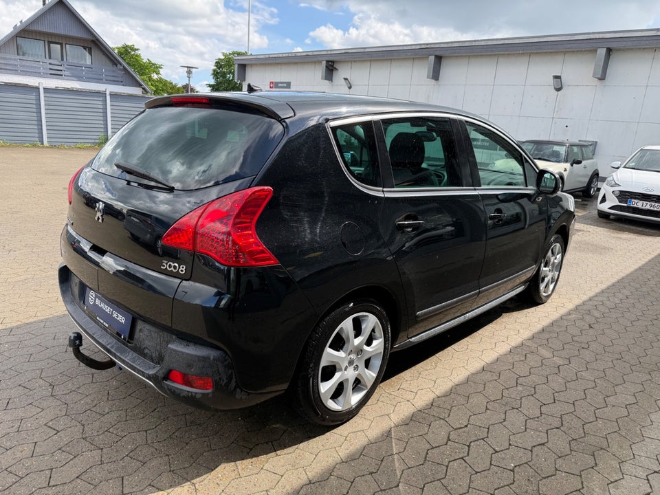 Peugeot 3008 2,0 HDi 150 Premium+ 5d