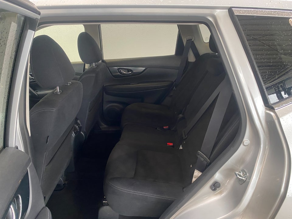 Nissan X-Trail 1,6 Dig-T 163 Acenta 5d