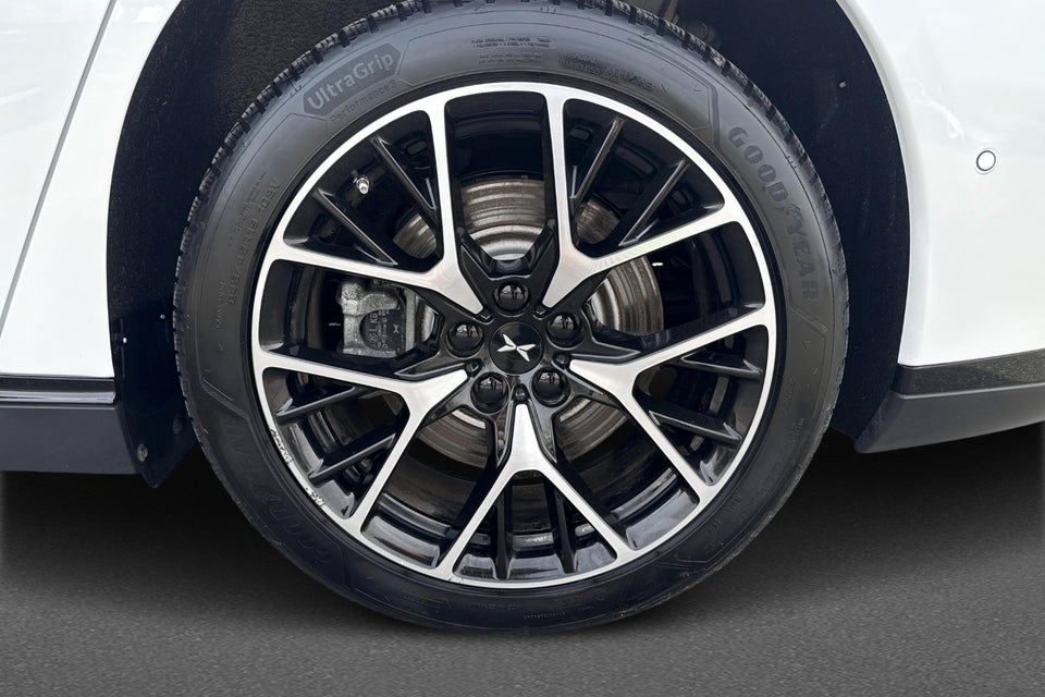 Xpeng P7 Performance 4d