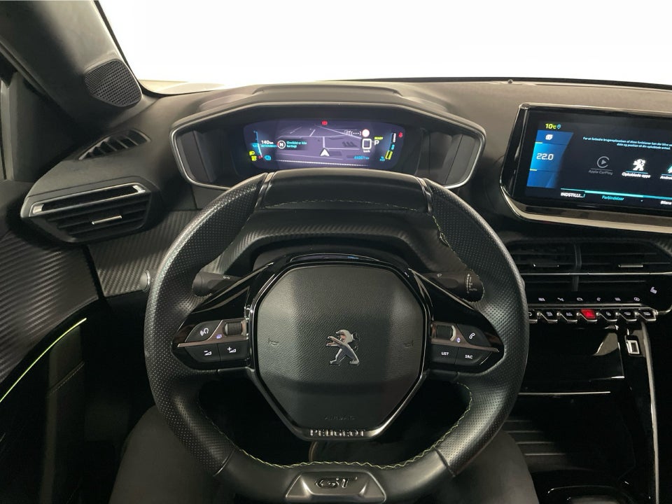 Peugeot e-208 50 GT 5d