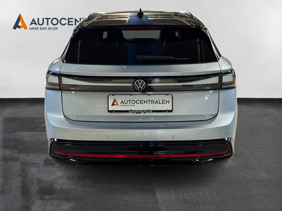 VW ID.7 77 Style+ Tourer 5d