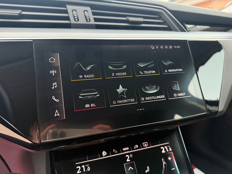 Audi e-tron 50 quattro 5d