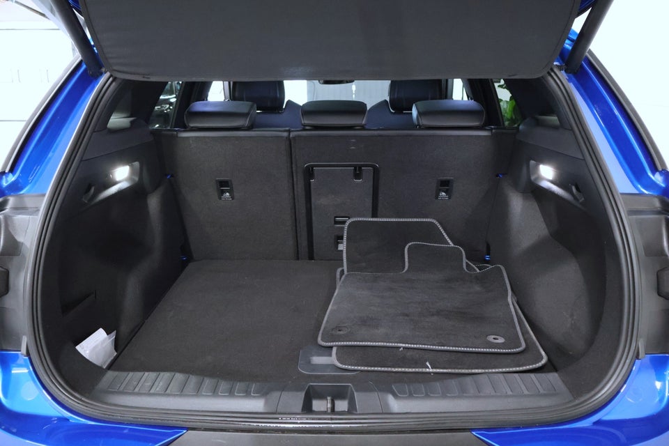 Ford Explorer 77 Premium Extended Range 5d