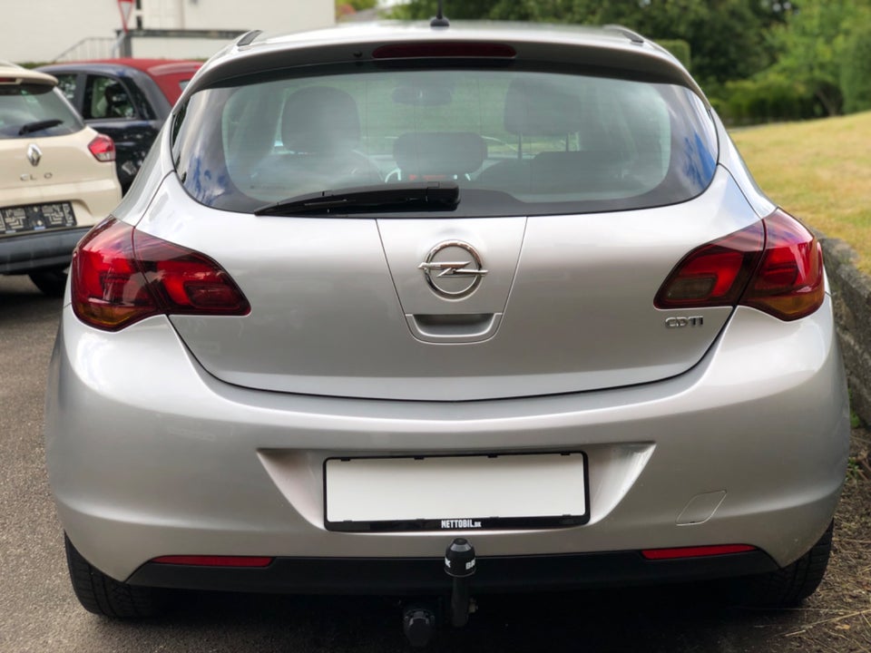 Opel Astra 1,7 CDTi 125 Enjoy Sports Tourer 5d