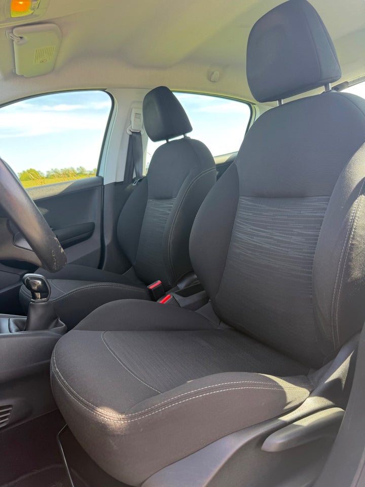 Peugeot 208 1,0 VTi Access Air 5d