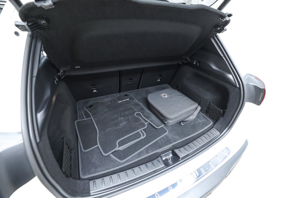 Mercedes EQA250+ AMG Premium 5d