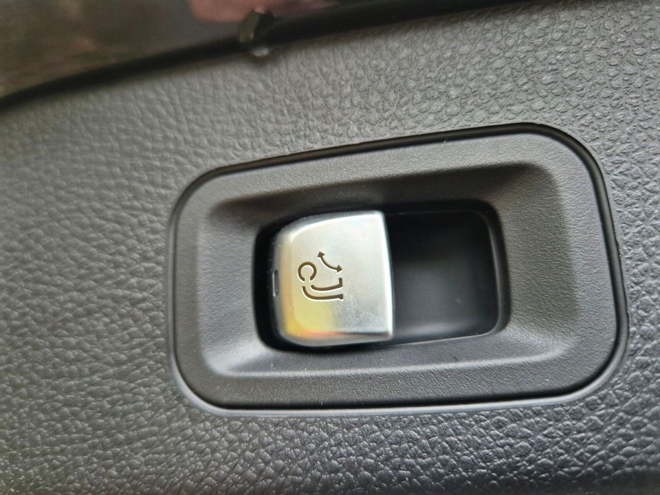 Mercedes C220 d 2,0 AMG Line stc. aut. 5d