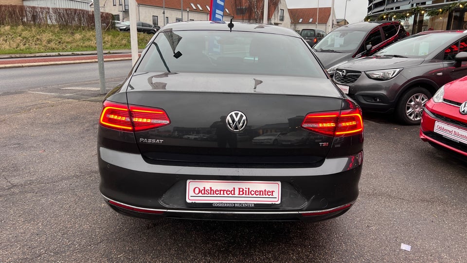 VW Passat 1,4 TSi 150 Highline Premium DSG 4d