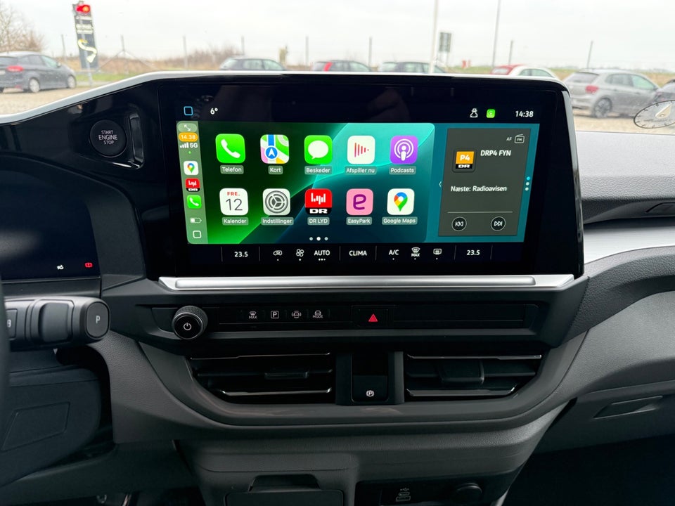 VW e-Caravelle Life LWB