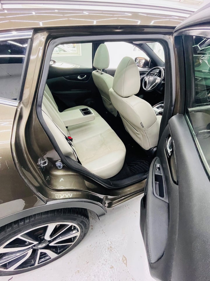 Nissan Qashqai 1,6 dCi 130 Tekna X-tr. 5d