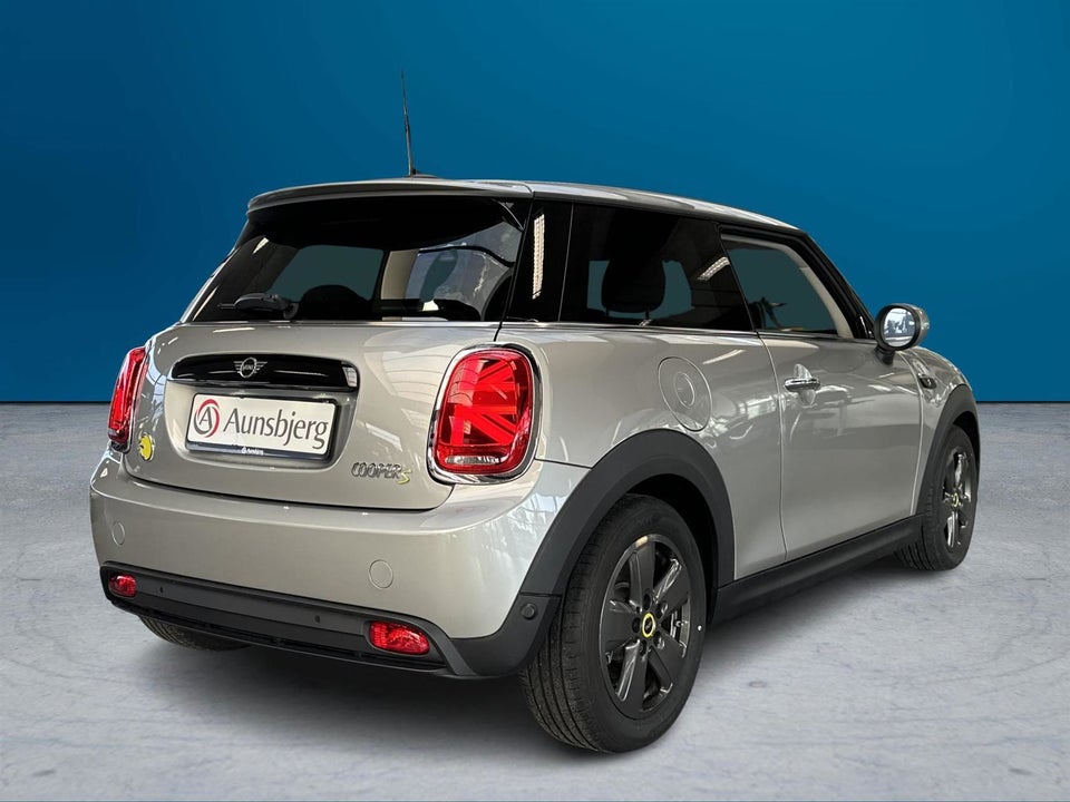 MINI Cooper SE Classic Trim 3d