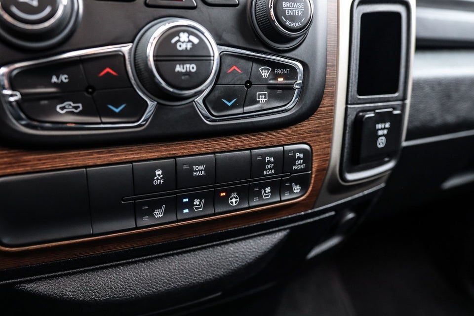 Dodge RAM 1500 5,7 V8 Laramie Crew Cab aut. 4d