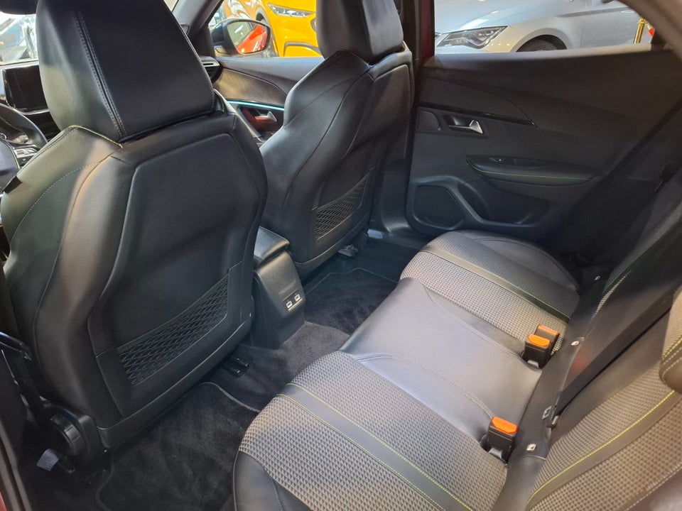 Peugeot e-2008 50 GT Line 5d