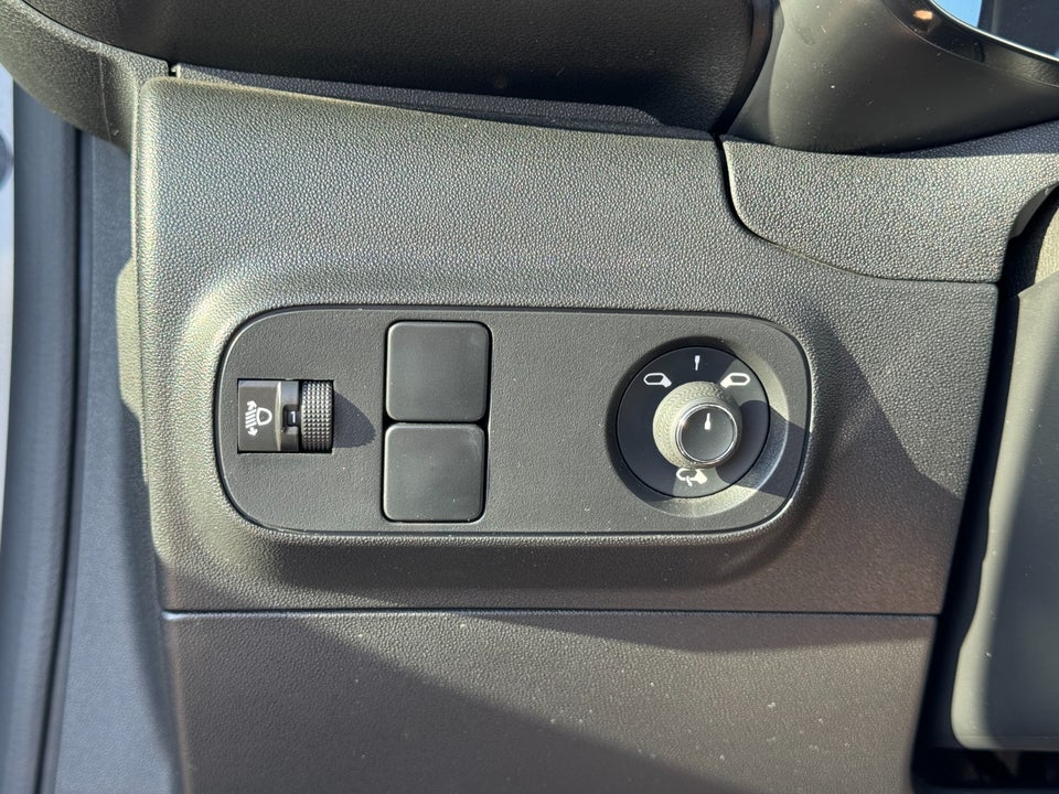 Citroën C3 1,2 PureTech 83 Shine 5d