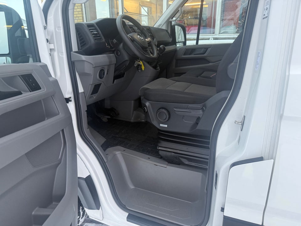 VW Crafter 35 2,0 TDi 177 Kassevogn L3H3 RWD