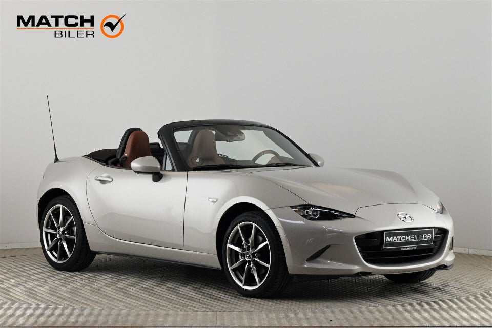 Mazda MX-5 2,0 SkyActiv-G 184 Roadster Kazari 2d