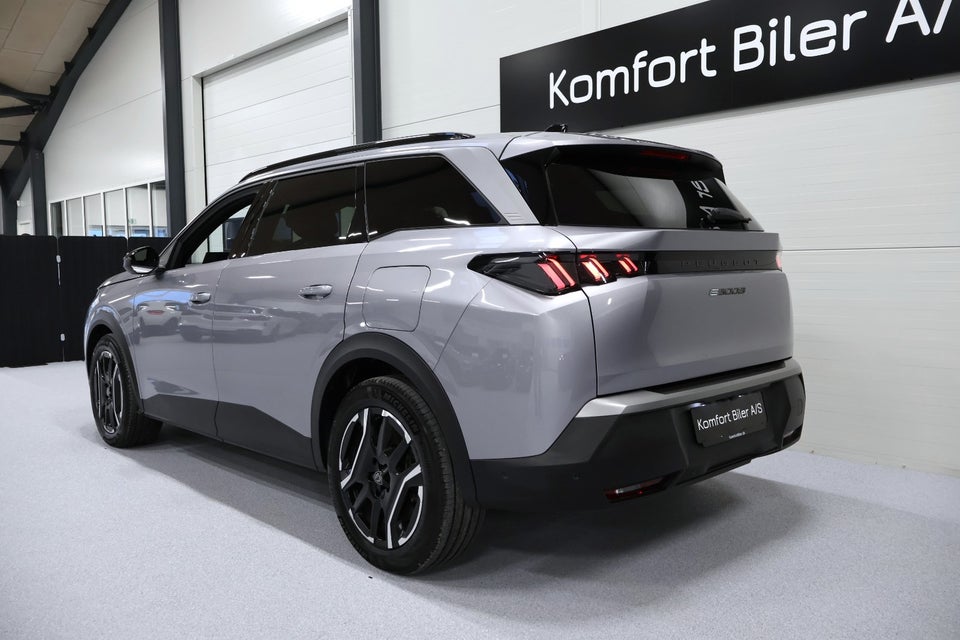 Peugeot e-5008 77 Allure Pack 7prs 5d