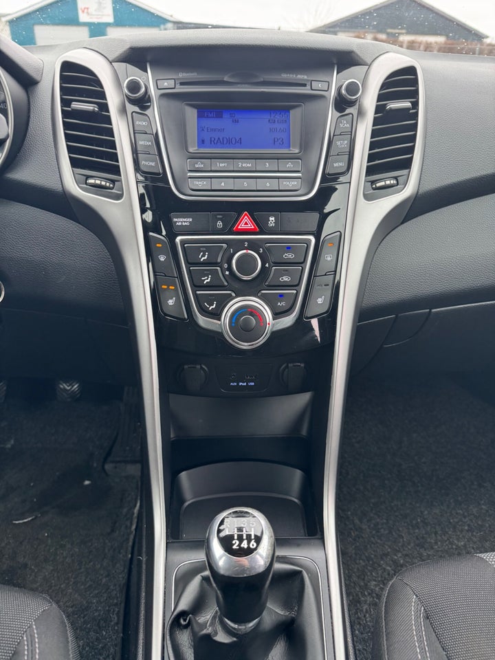 Hyundai i30 1,4 CVVT Comfort 5d