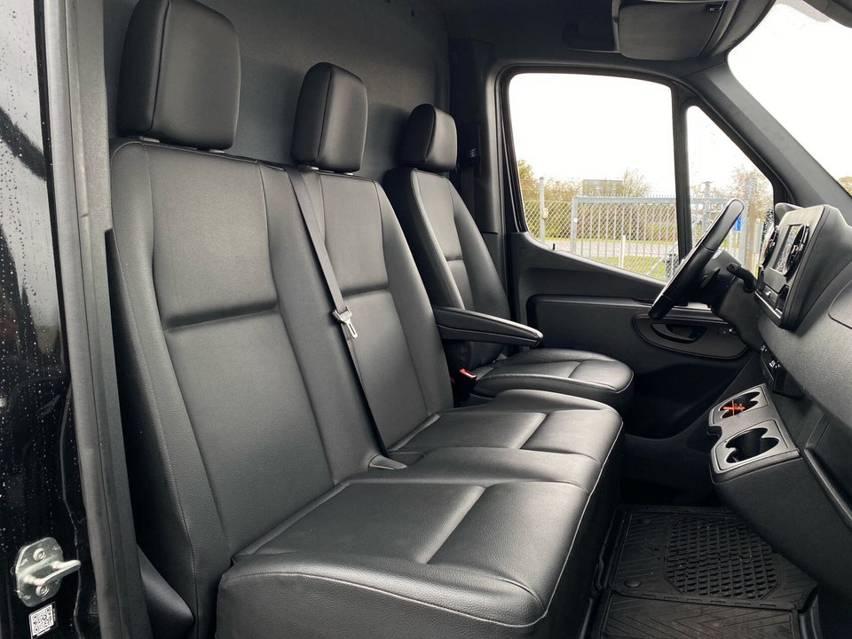 Mercedes Sprinter 319 2,0 CDi A2 Kassevogn SELECT aut. AWD