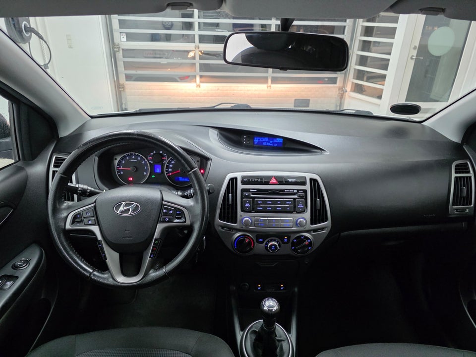 Hyundai i20 1,25 Classic XTR+ 5d