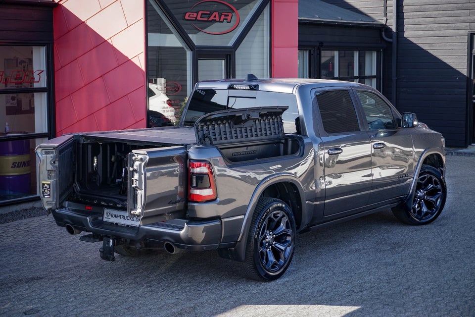 Dodge RAM 1500 5,7 V8 Hemi Limited Night aut. 4d