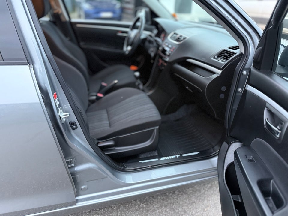 Suzuki Swift 1,2 Dualjet 5d