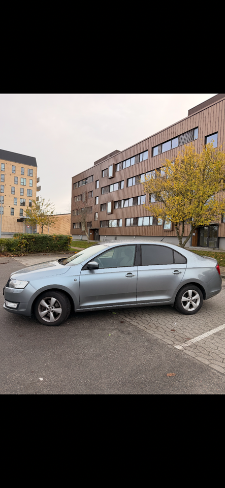 Skoda Rapid 1,4 TSi 122 Ambition DSG 5d