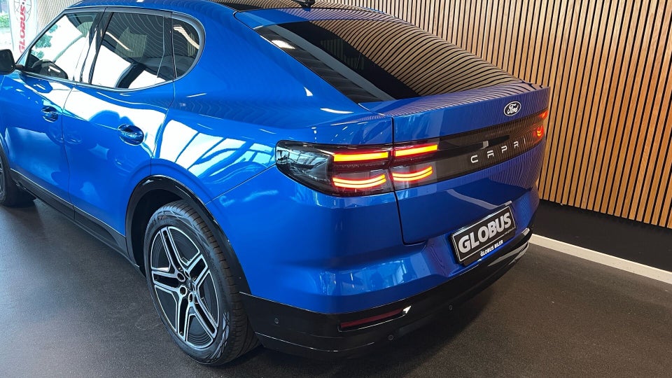 Ford Capri 77 Premium Extended Range 5d