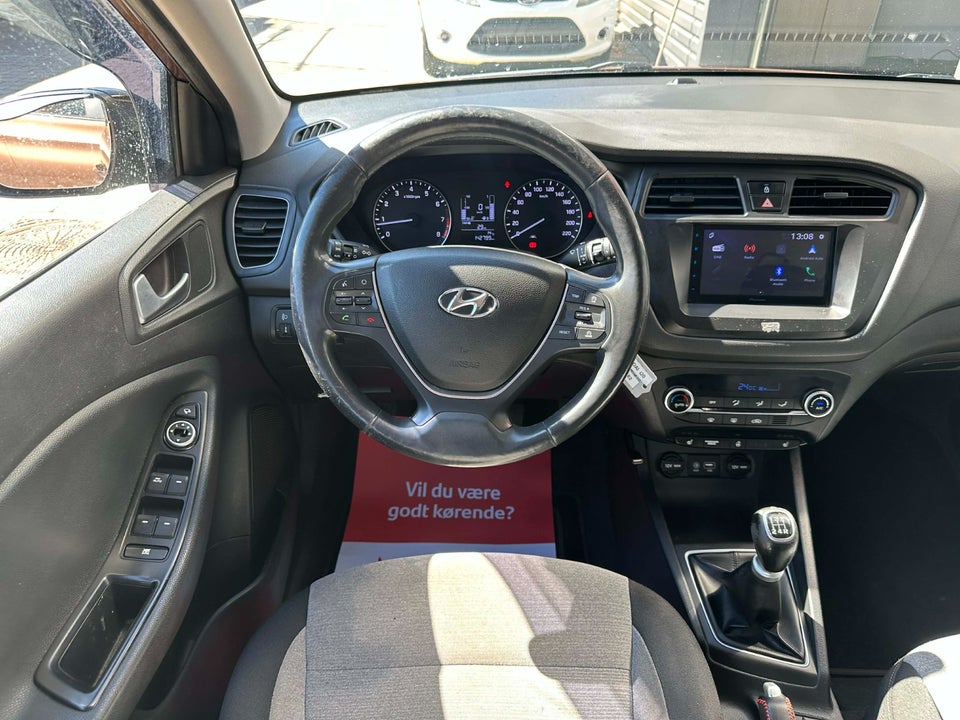 Hyundai i20 1,25 Sport 5d