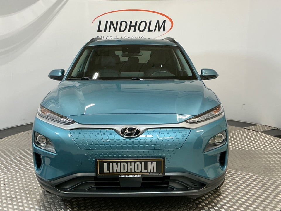 Hyundai Kona 64 EV Essential 5d