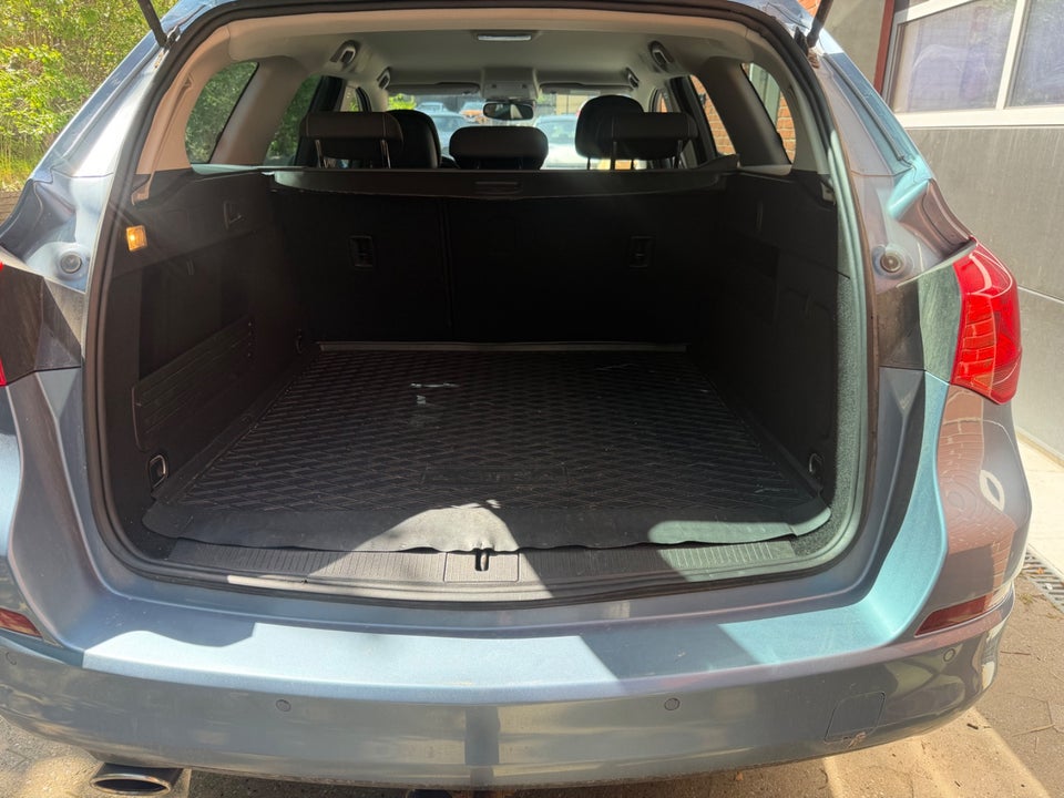 Opel Astra 1,4 T 140 Sport Sports Tourer 5d
