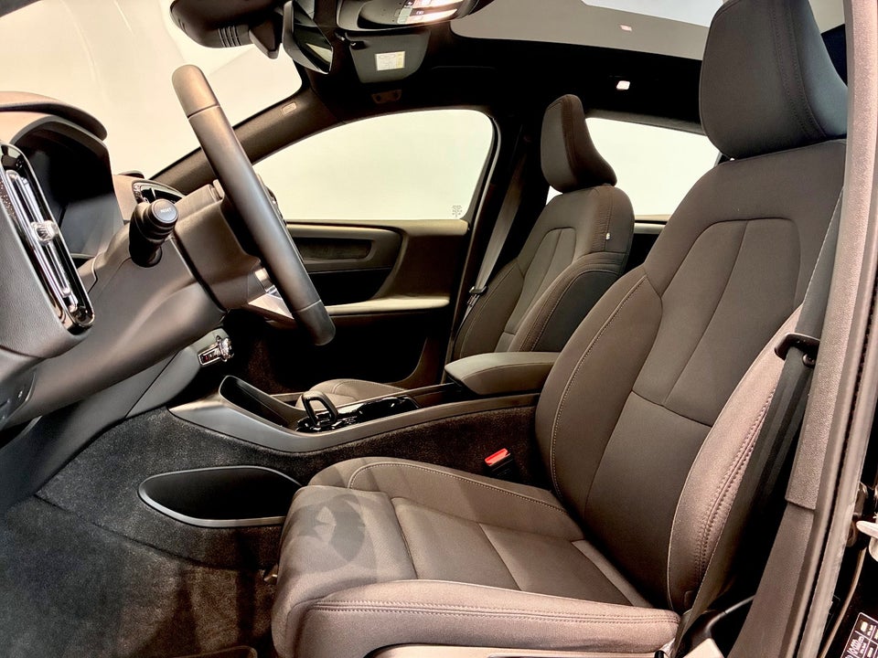 Volvo C40 ReCharge Core 5d